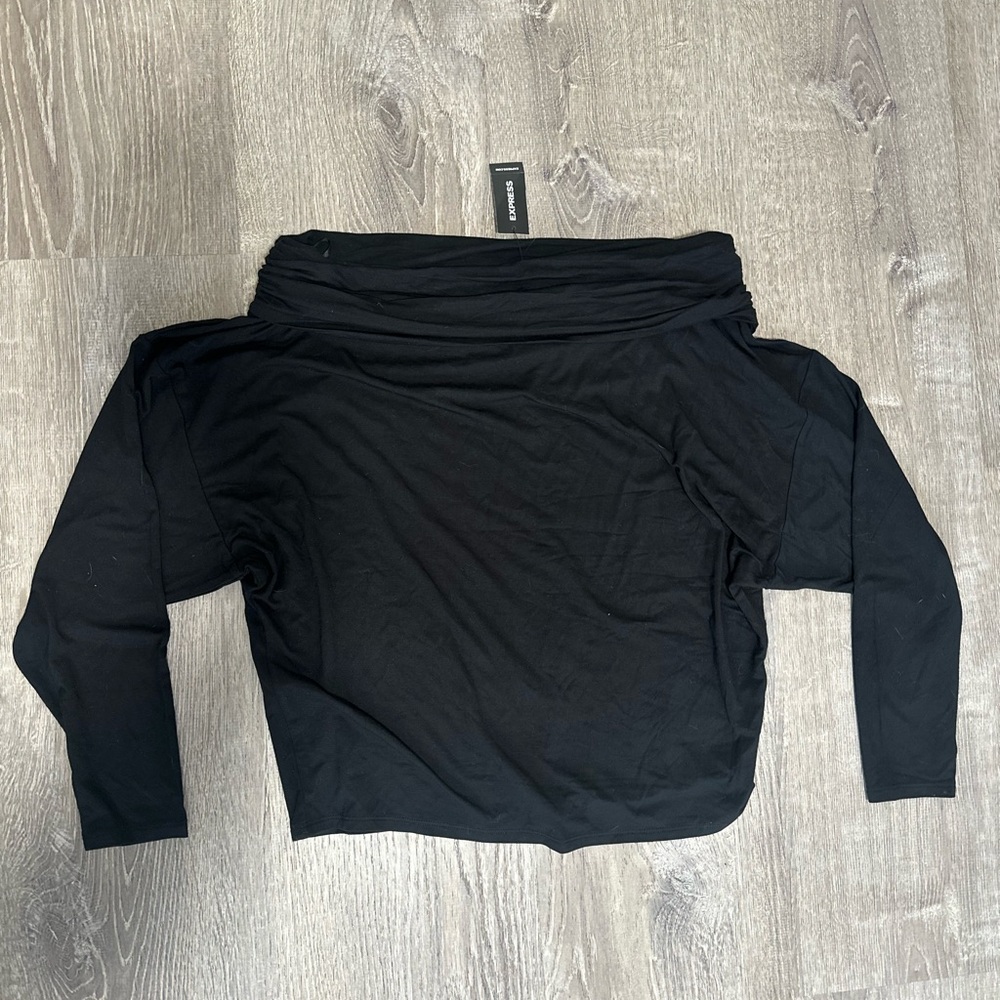 NWT Express Women Off The Shoulder Dolman Sleeve Touched Overlay Black Top Small